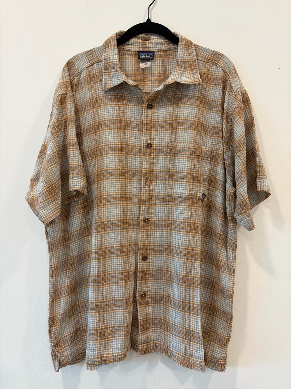 Patagonia A/C Organic Cotton Plaid Shirt Menโs L Brown Blue Short Sleeve